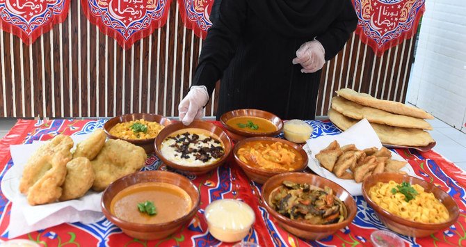 10 Makanan Khas Arab Saudi yang Harus Dicoba Saat Haji