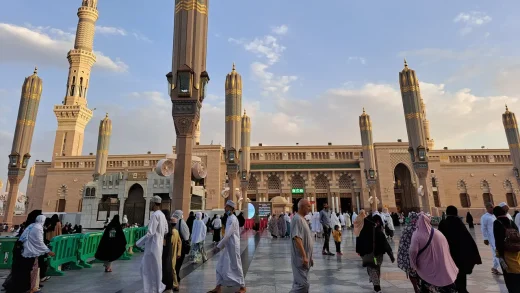 Fakta Menarik Tentang Keberadaan Makam Rasulullah di Madinah