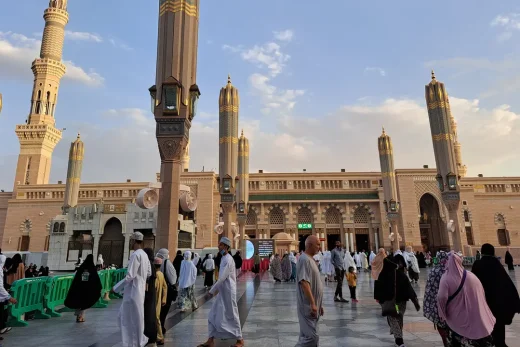 Fakta Menarik Tentang Keberadaan Makam Rasulullah di Madinah